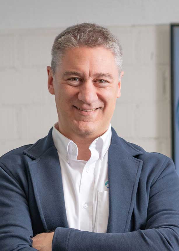 Bruno Woodtli Hewoo Hotspring-Whirlpools